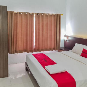 RedDoorz Plus at Hotel Royal Palangka Raya